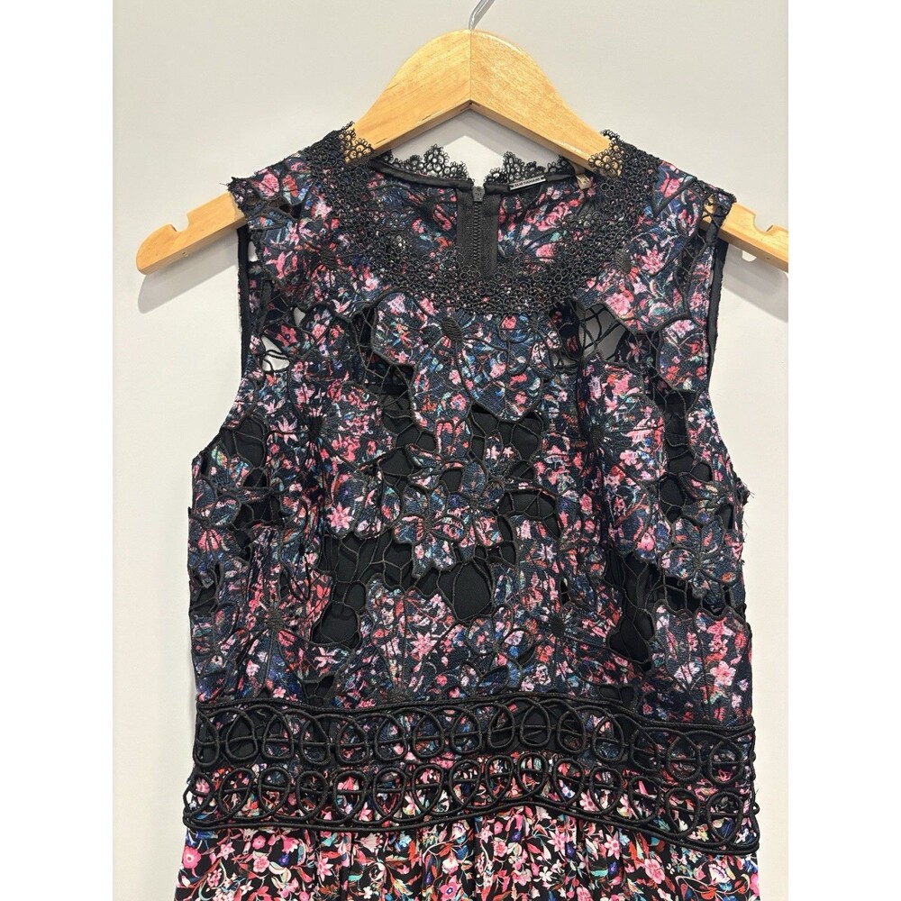 ELIE TAHARI $498 Floral Embroidered Lined Sheath Dress Size 4 Pink/black EUC - Picture 4 of 9